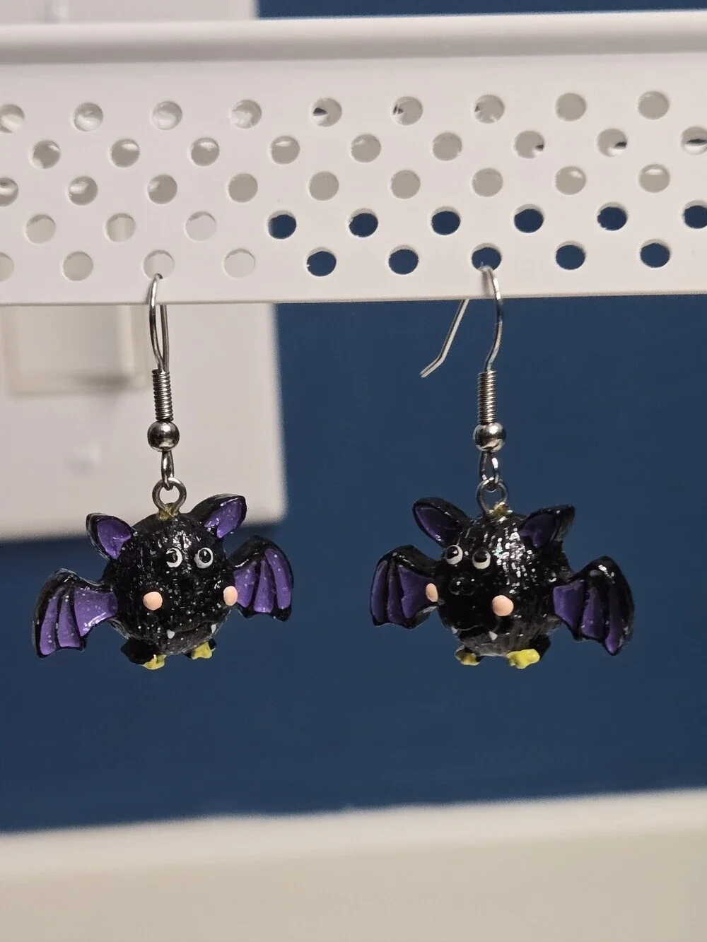 earrings playful black